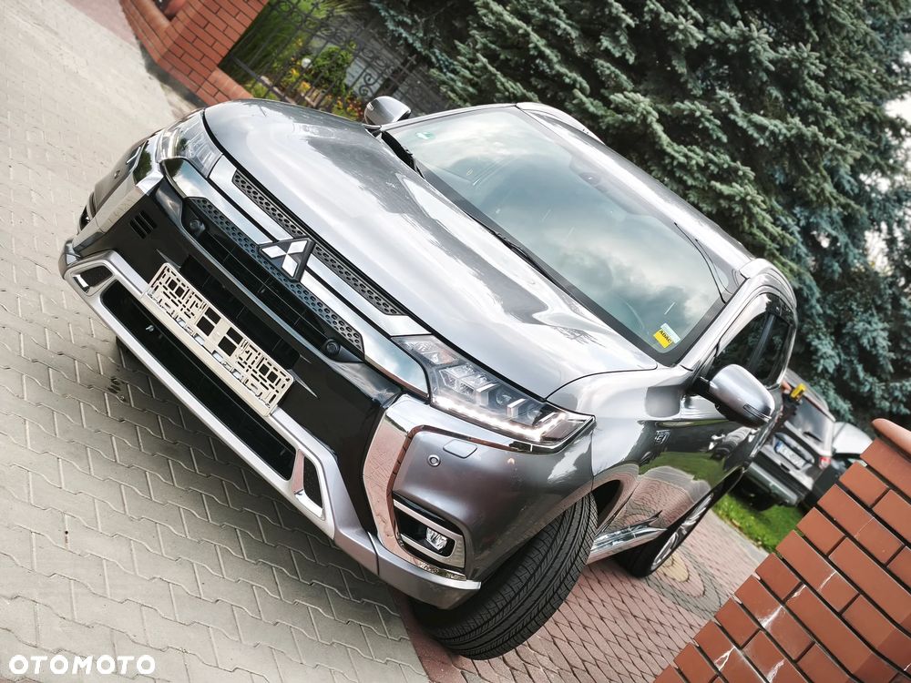 Mitsubishi Outlander 2.4 4WD Diamant+ - 3