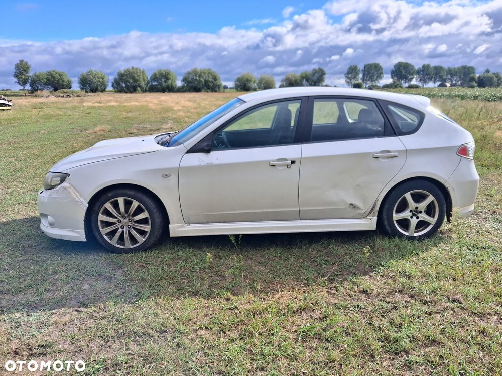 Subaru Impreza 2.0D Exclusive - 4