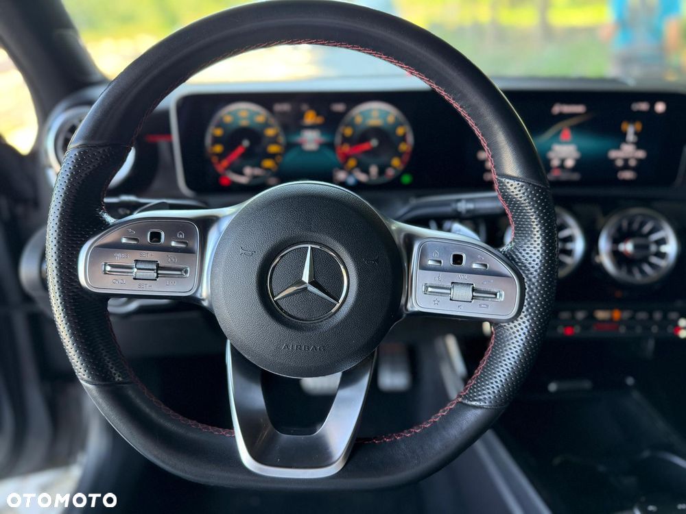 Mercedes-Benz Klasa A 200 AMG Line 7G-DCT - 15