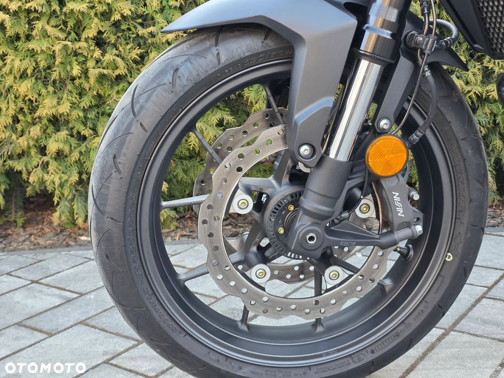 Honda Hornet - 34