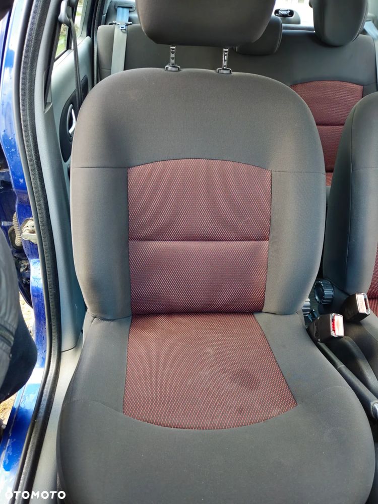 Renault Thalia 1.2 16V All Inclusive - 8