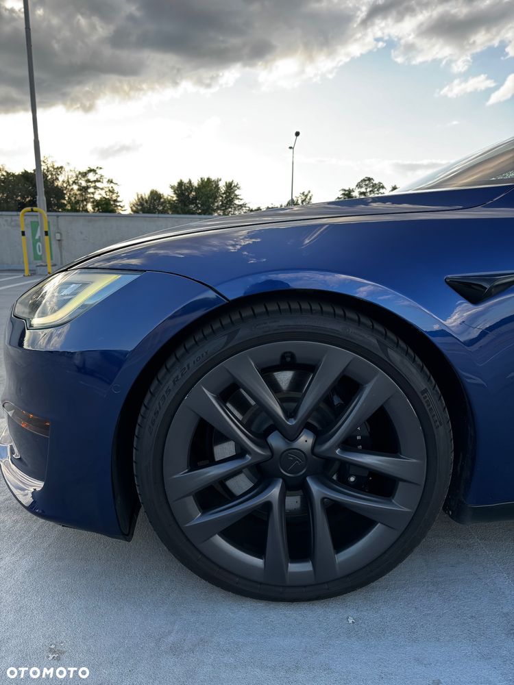 Tesla Model S Long Range - 36