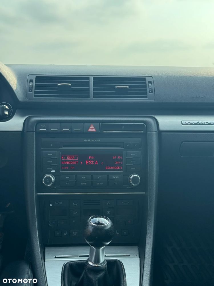 Audi A4 Avant - 16