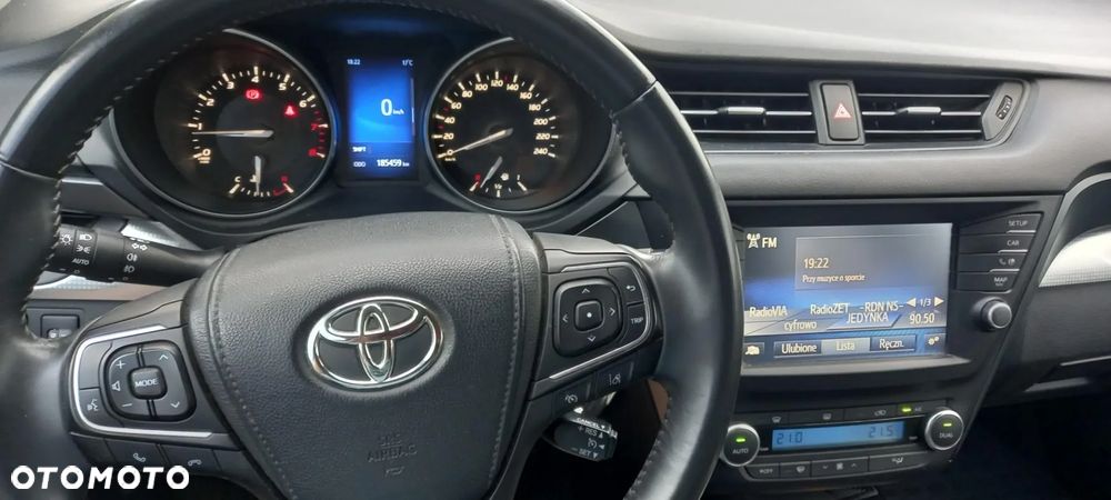 Toyota Avensis Touring Sports 1.8 Executive - 14