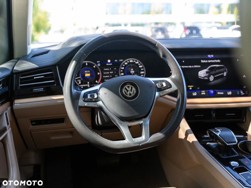 Volkswagen Touareg 3.0 V6 TDI SCR 4Mot R-Line - 25
