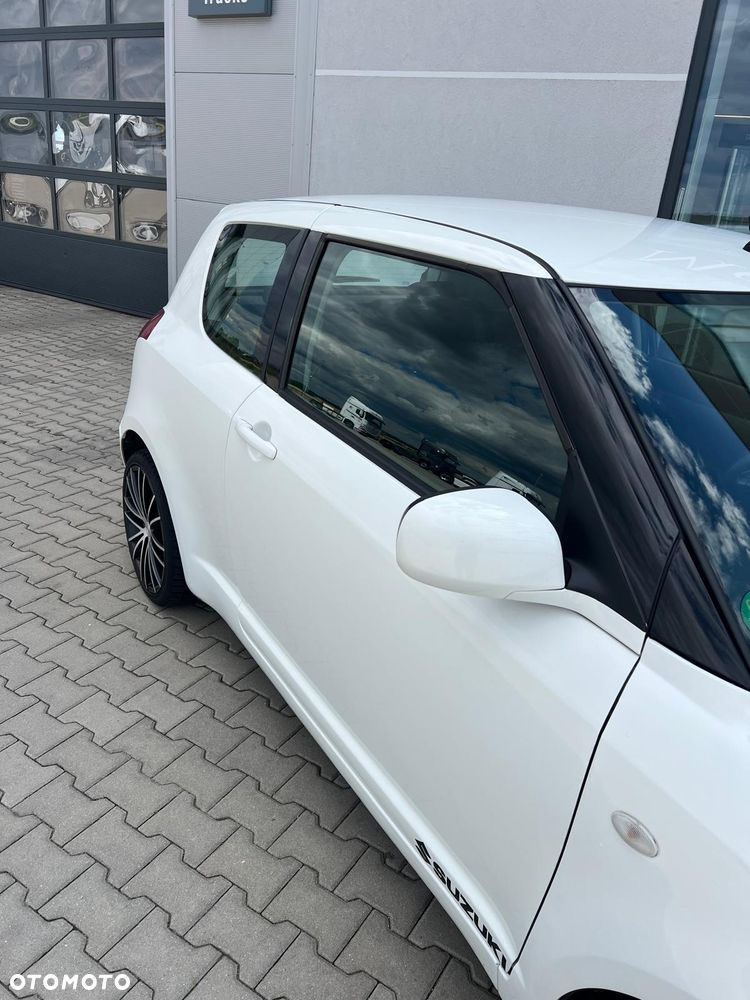 Suzuki Swift 1.3 GS / Premium - 8
