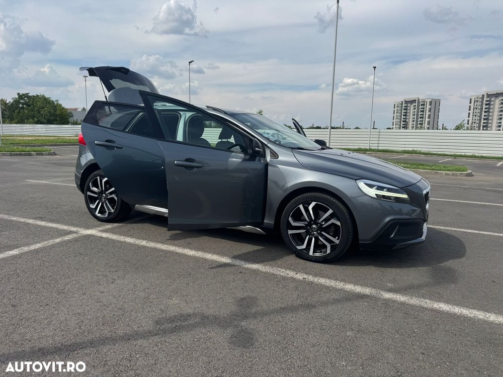 Volvo V40 D2 Aut. Momentum - 11