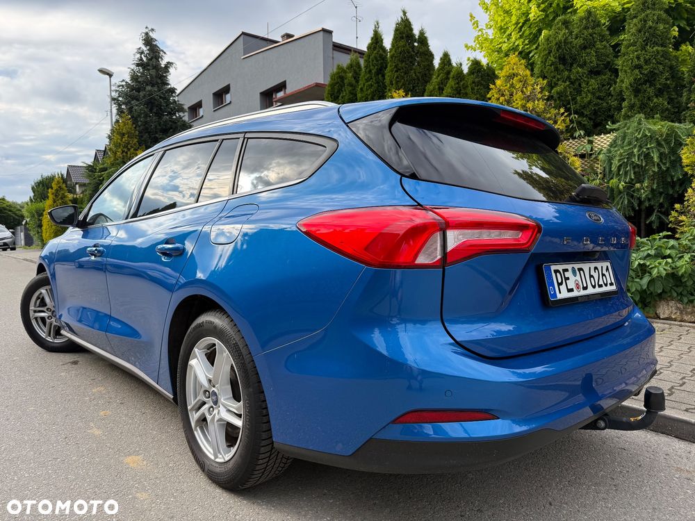 Ford Focus 1.5 EcoBlue Start-Stopp-System TITANIUM DESIGN - 8