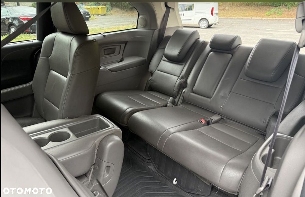 Honda Odyssey 3.5 LX - 28