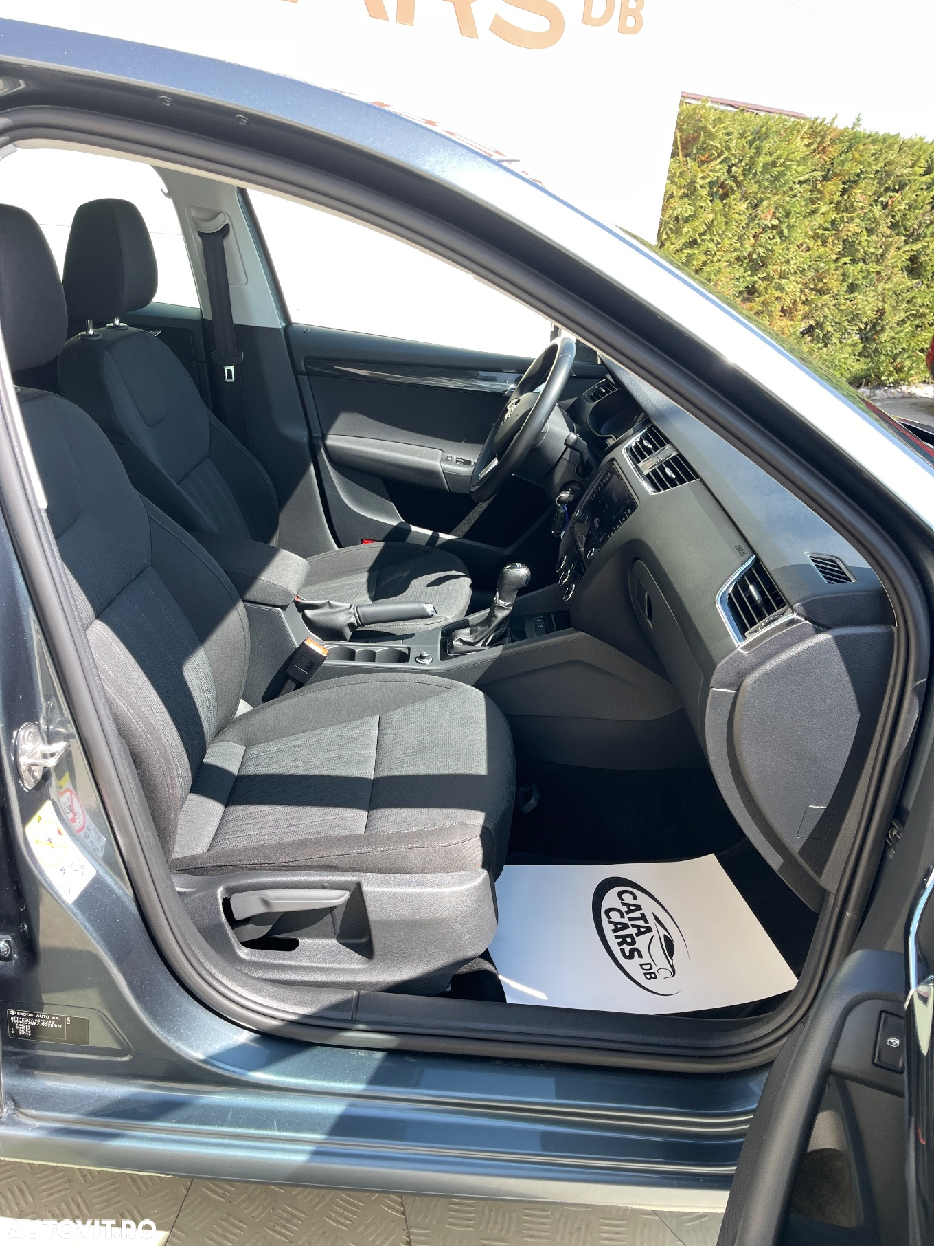 Skoda Octavia 1.8 TSI DSG Style - 23