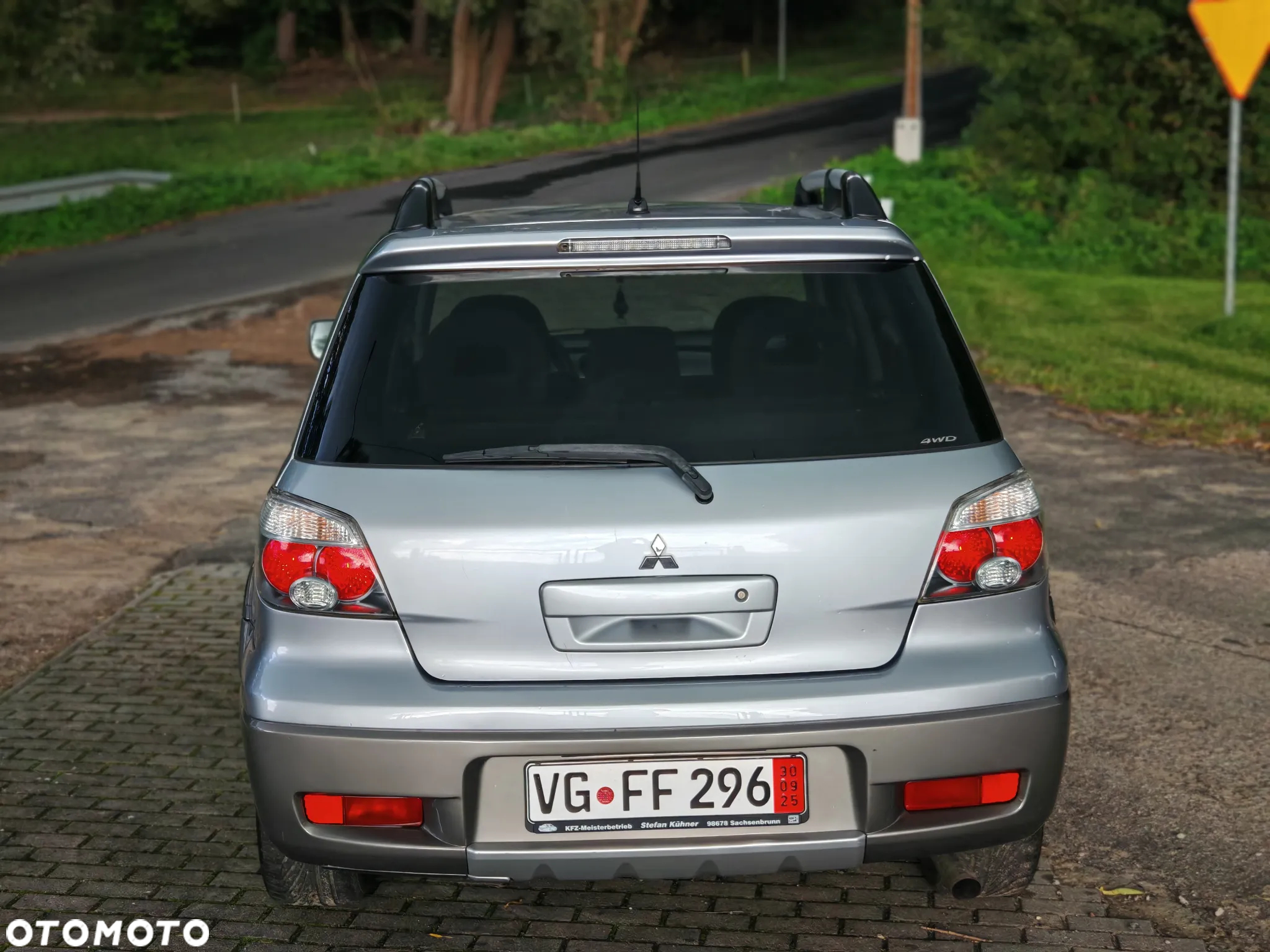Mitsubishi Outlander - 5