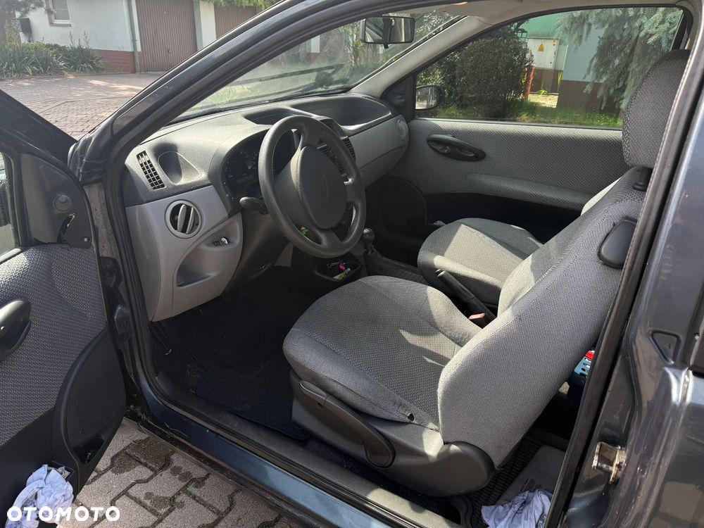 Fiat Punto 1.2 - 6