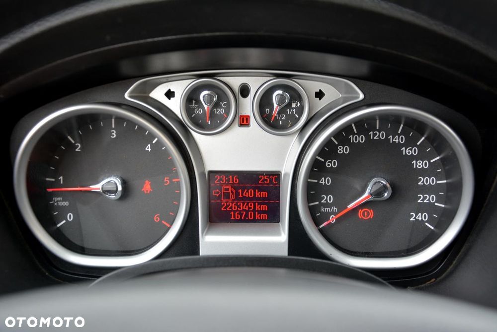 Ford Kuga 2.0 TDCi 4x4 Trend - 18