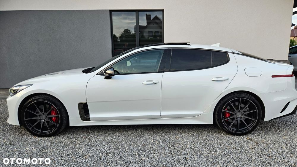Kia Stinger 3.3 T-GDI AWD GT - 13