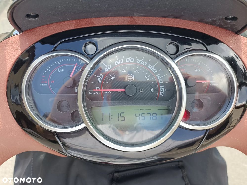 Piaggio Beverly - 3
