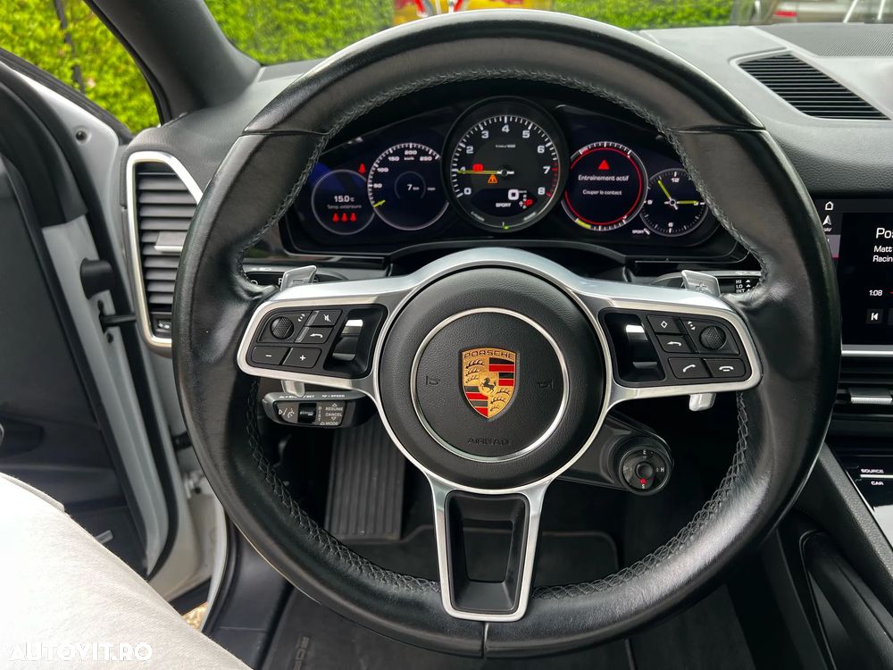 Porsche Cayenne - 7