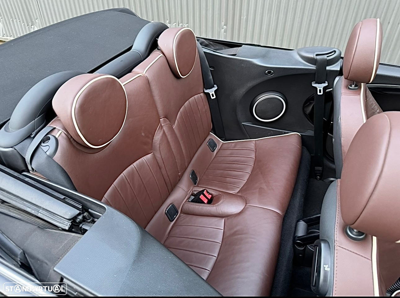 MINI Cabrio Cooper D - 13