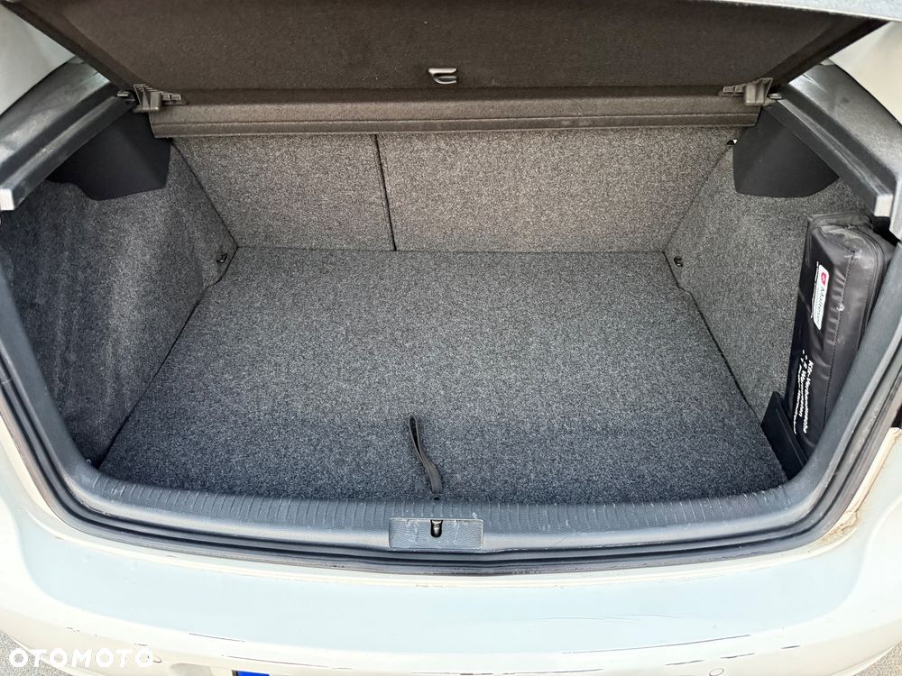 Volkswagen Golf 1.4 Comfortline - 16