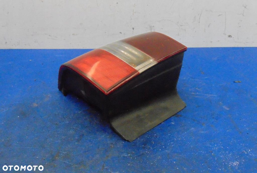 FIAT STILO 1.9JTD LAMPA LEWA TYŁ KOMBI. - 3