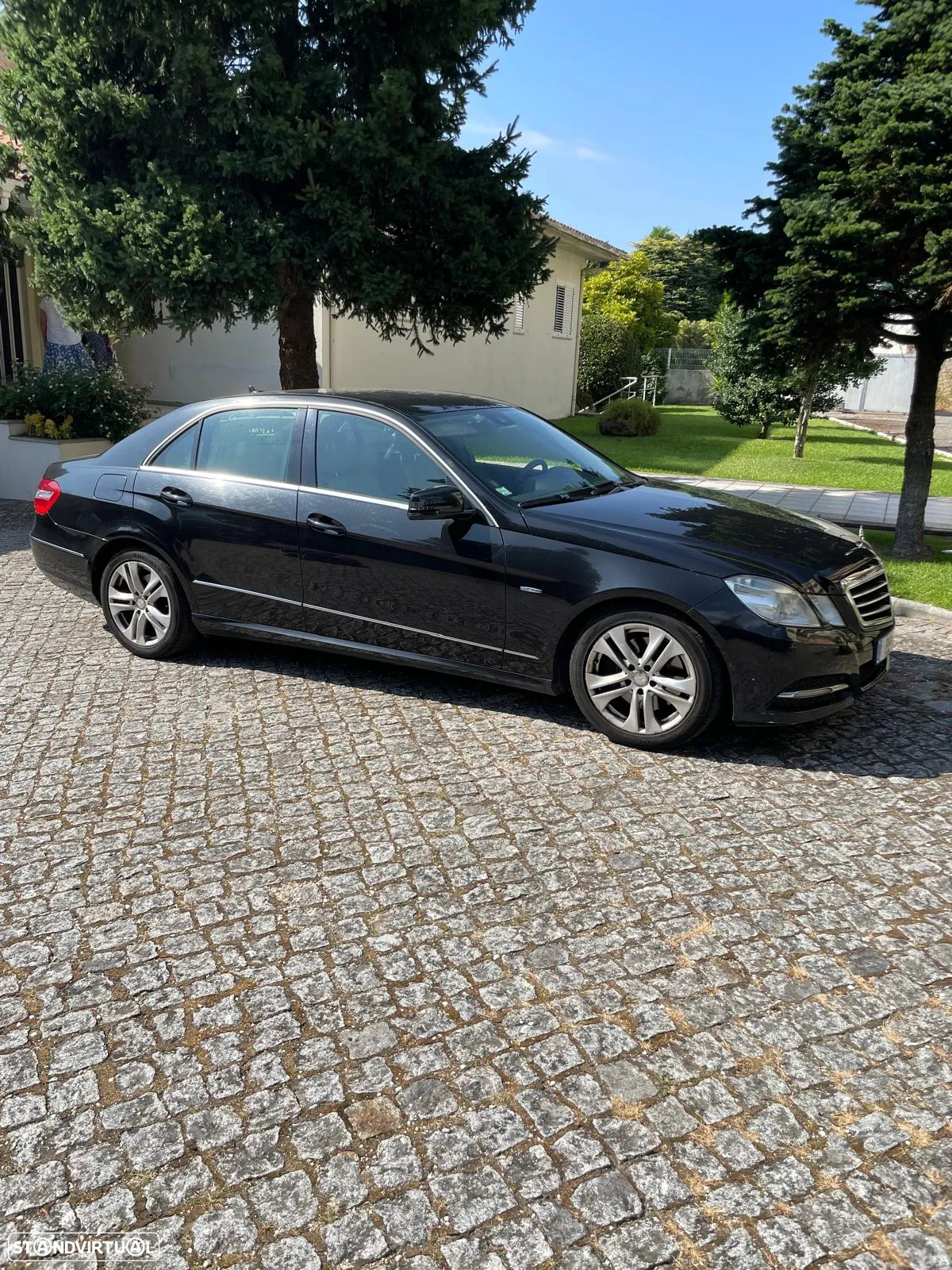 Mercedes-Benz E 250 CDi Executive BlueEfficiency Auto. - 3