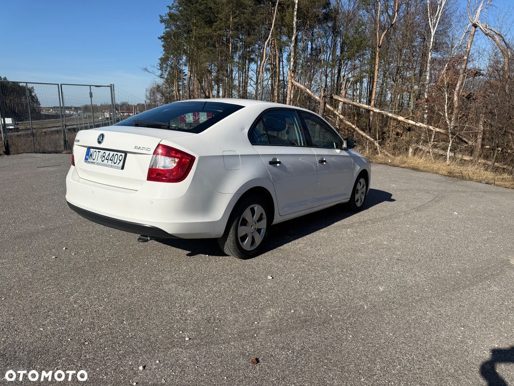 Skoda RAPID - 13