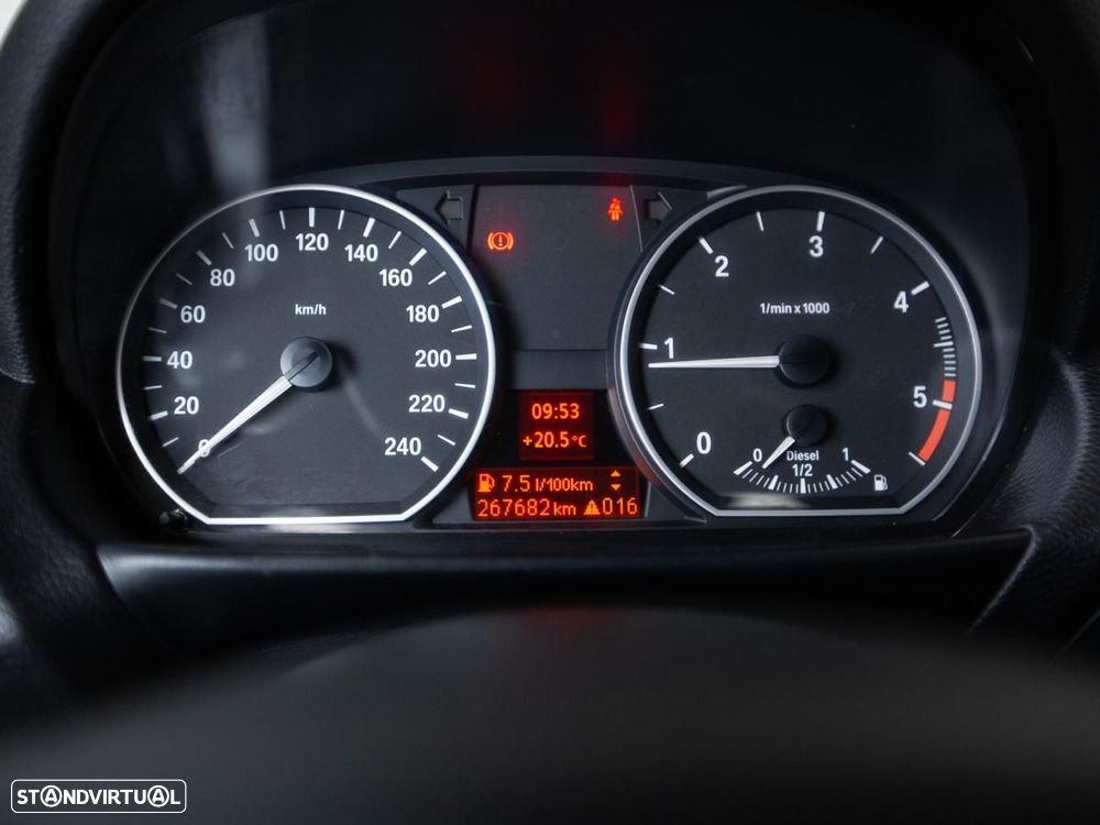 BMW 118 - 17