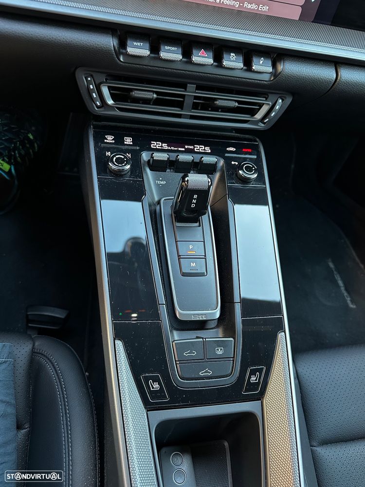 Porsche 911 (992) Carrera PDK - 8