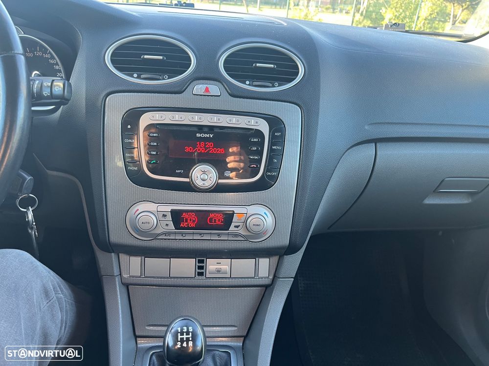 Ford Focus SW - 27