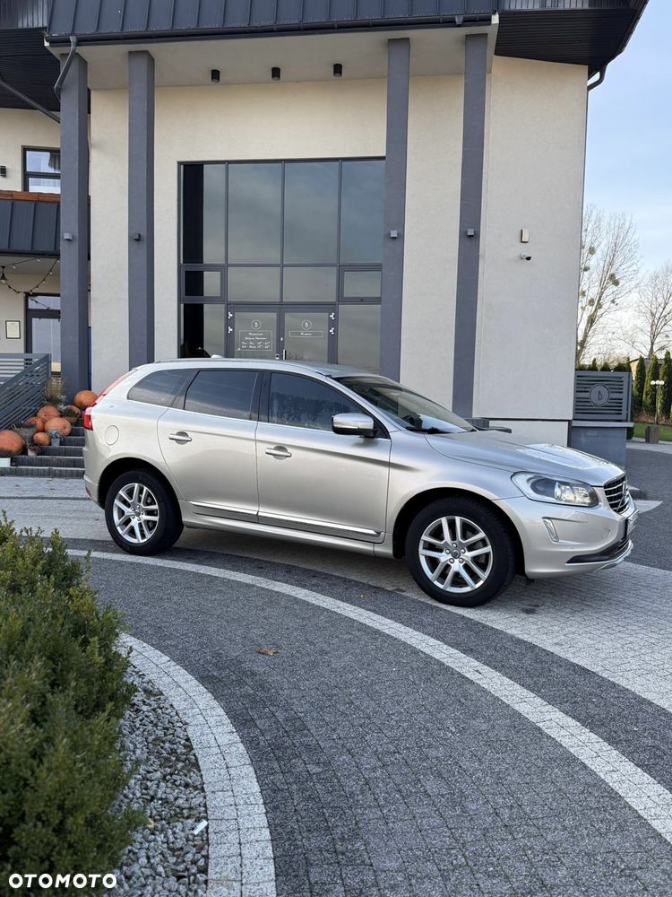 Volvo XC 60 D4 Geartronic Summum - 5