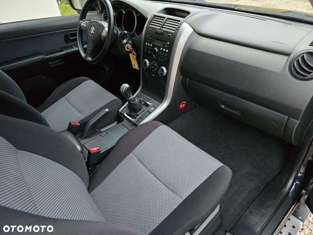 Suzuki Grand Vitara 1.6 Comfort - 9