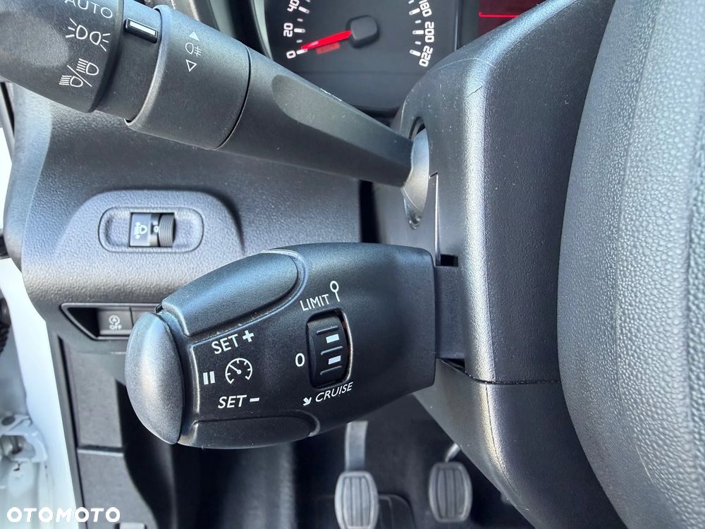 Toyota Proace City - 17