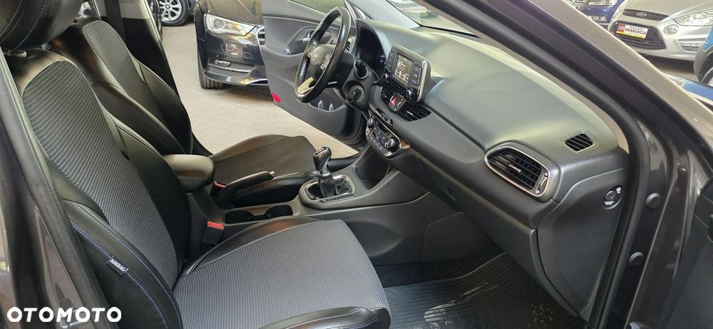 Hyundai i30 - 17