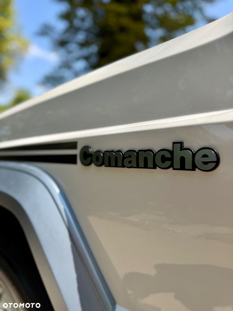 Jeep Comanche - 22