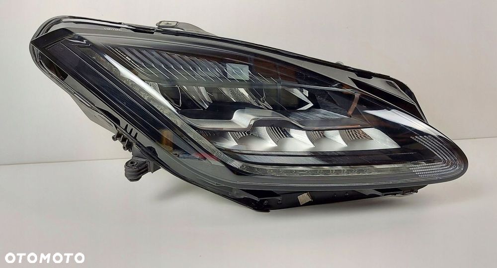 LAMPA PRAWA REFLEKTOR PRAWY FULL LED JAGUAR E PACE X540 17- J9C3-13W029-EC - 3