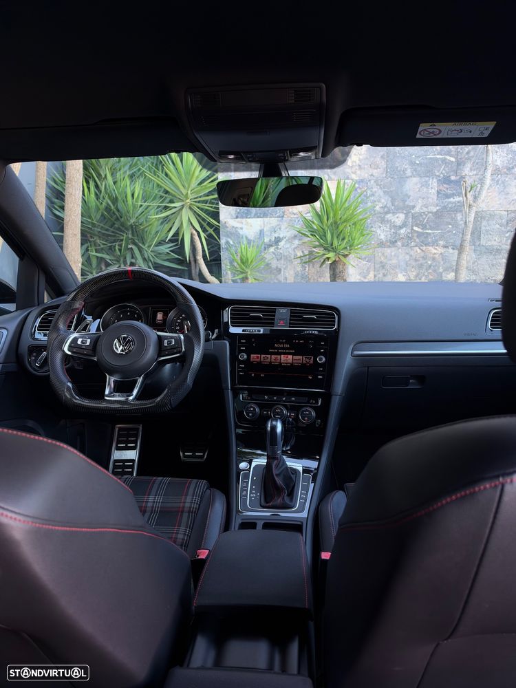 VW Golf GTI 2.0 TSI OPF DSG Performance - 13