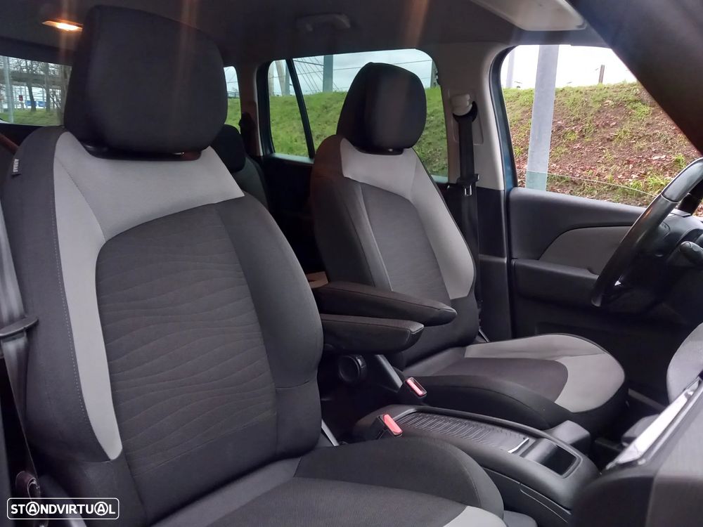 Citroën C4 Grand Picasso 1.6 e-HDi Intensive ETG6 J17 - 14