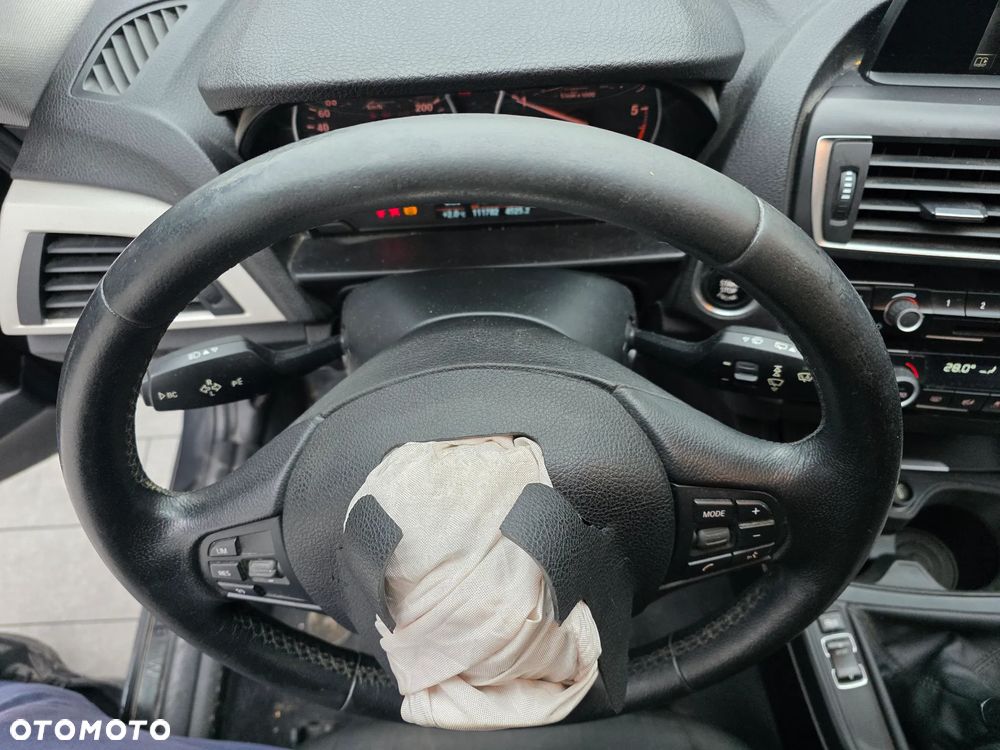 BMW Seria 1 - 21
