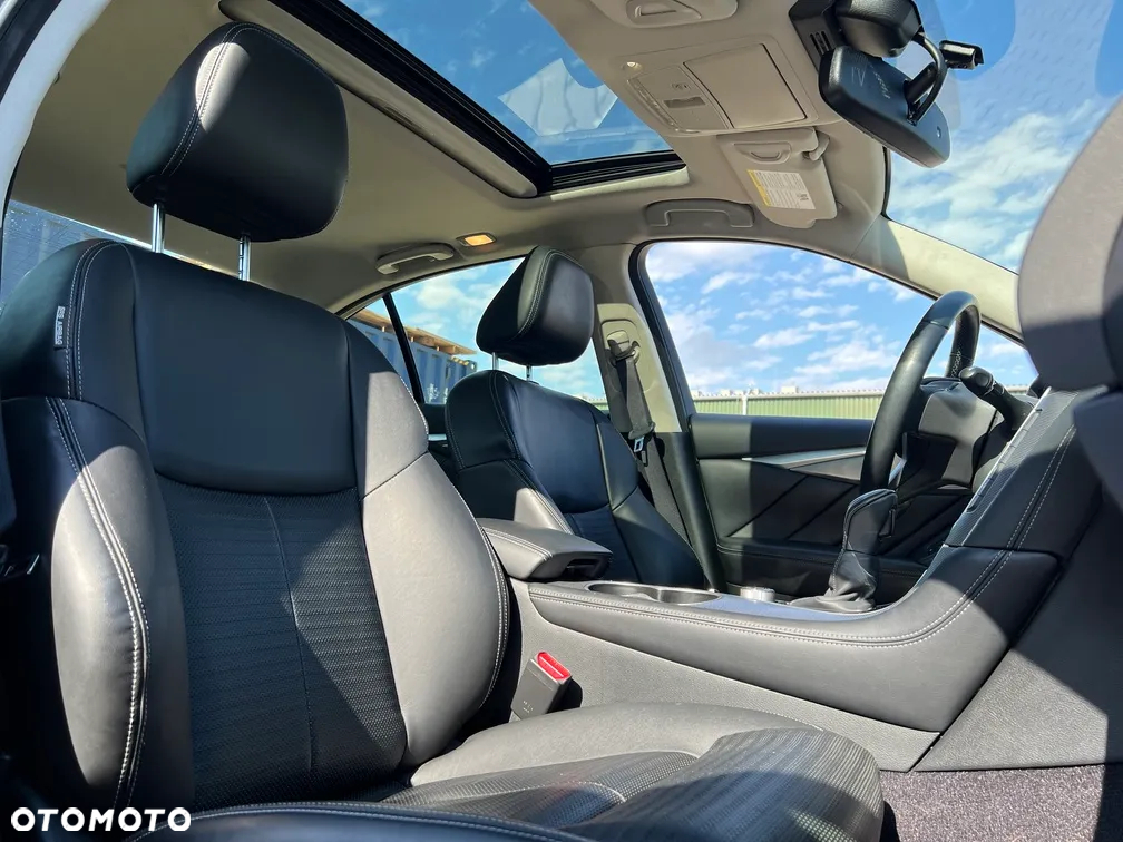 Infiniti Q50 - 19