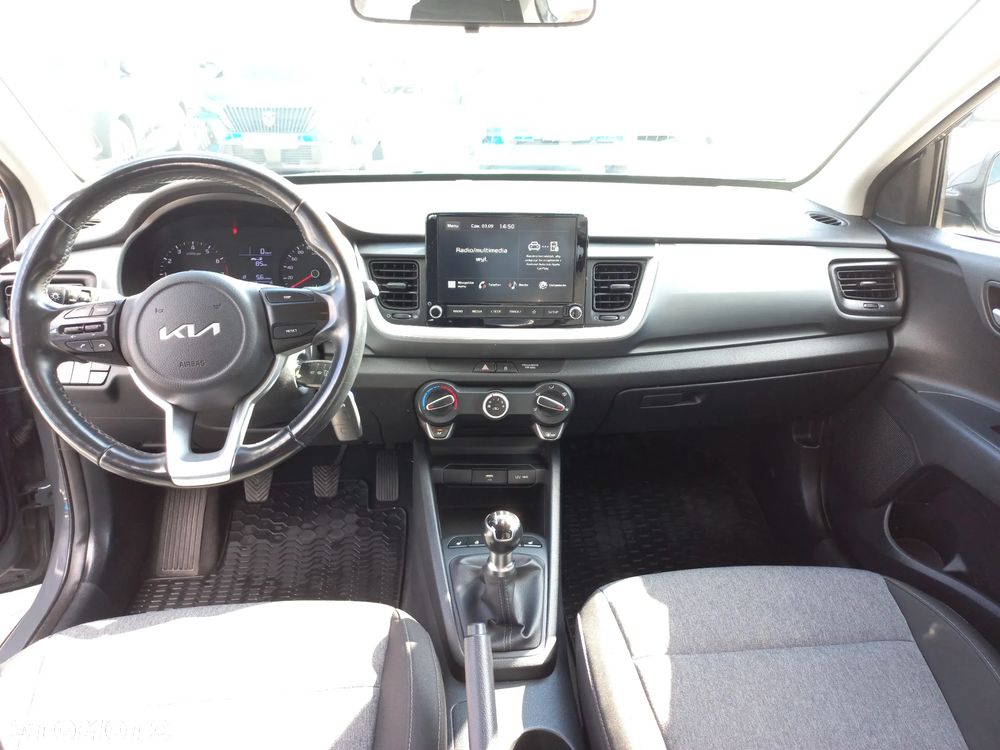 Kia Stonic 1.2 L - 14