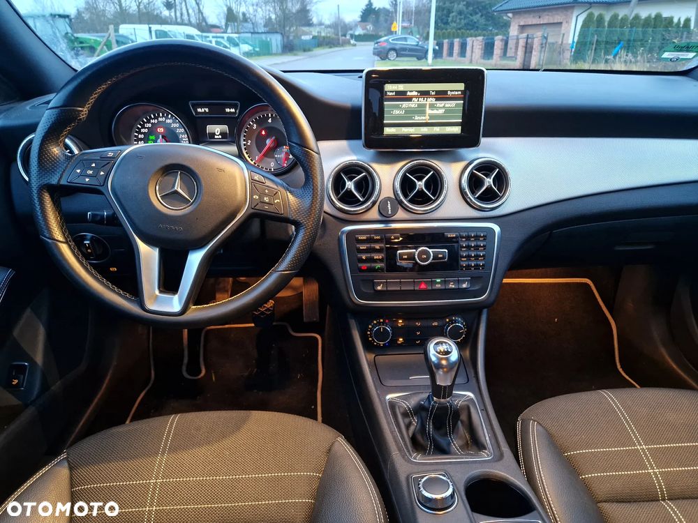 Mercedes-Benz CLA - 19