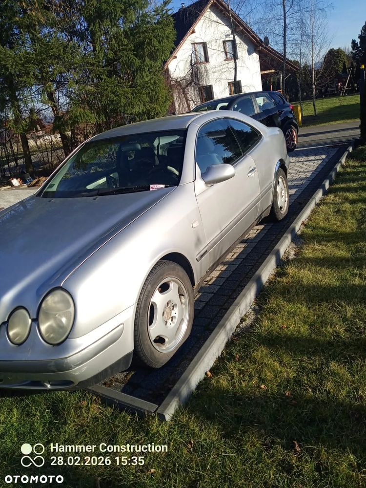 Mercedes-Benz CLK - 5