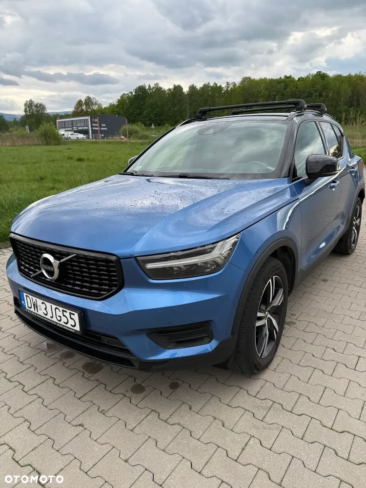Volvo XC 40 T4 AWD R-Design - 1