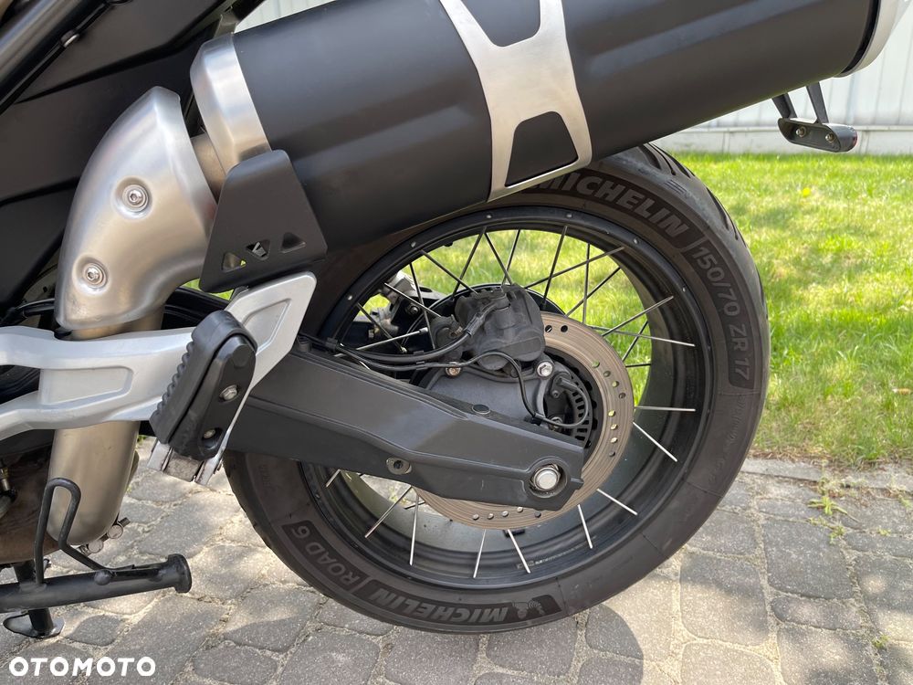 Moto Guzzi V85 - 27
