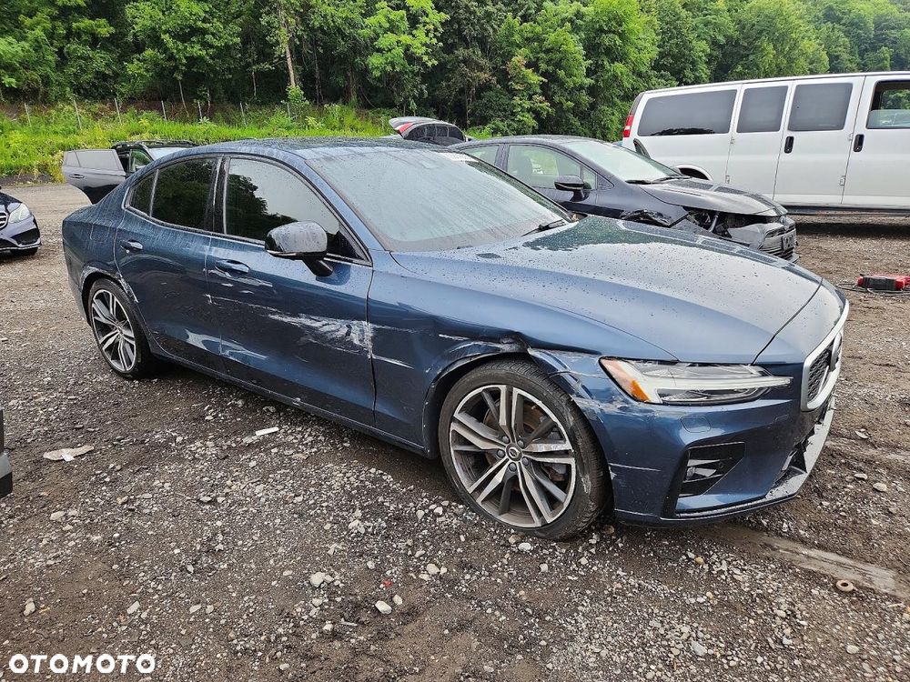 Volvo S60 T6 AWD R-Design - 3