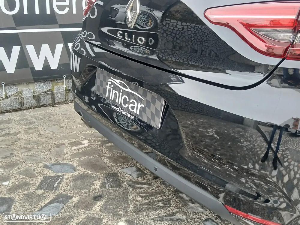 Renault Clio - 6