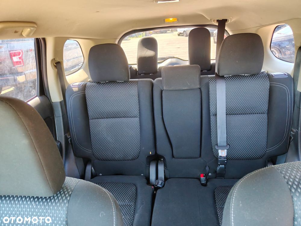 Mitsubishi Outlander - 13