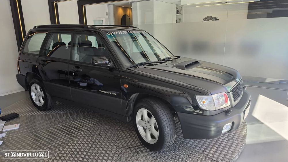 Subaru Forester 2.0 T XT - 18