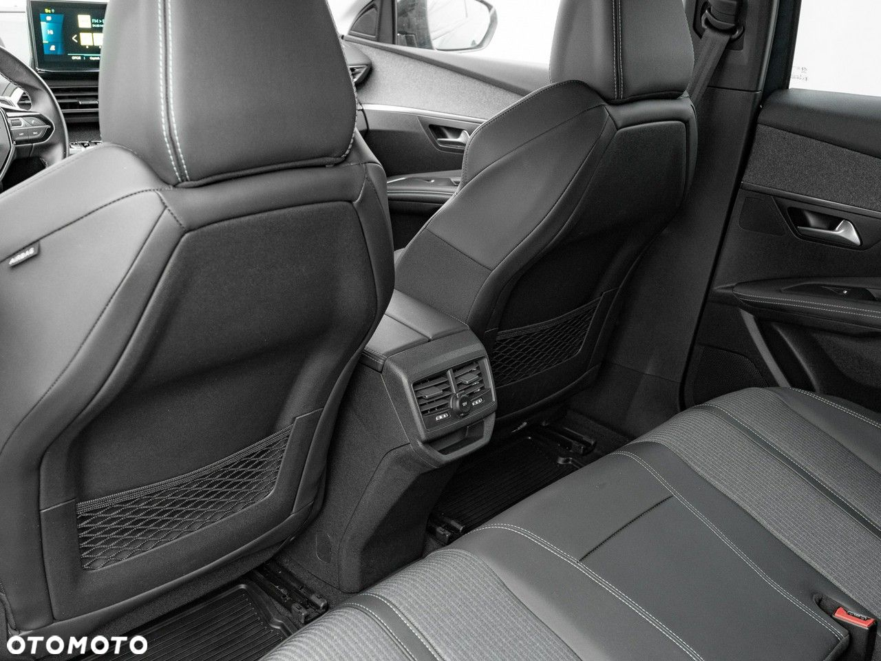 Peugeot 3008 1.6 PureTech Hybrid PHEV Allure Pack S&S EAT8 - 25