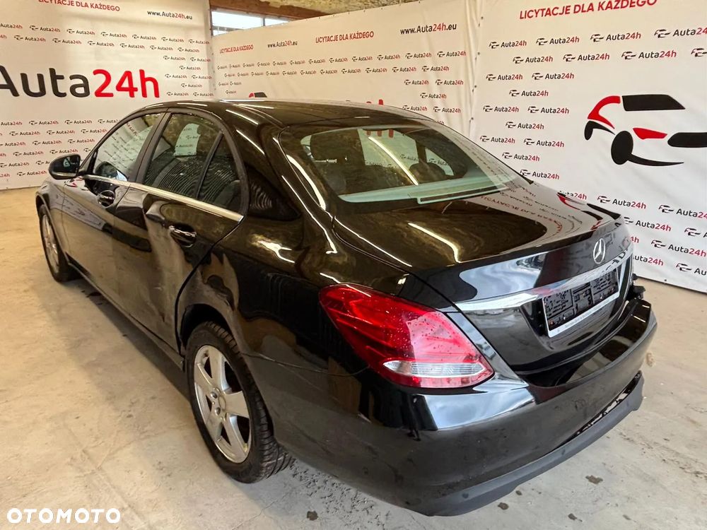 Mercedes-Benz Klasa C 220 d 4Matic 7G-TRONIC Avantgarde - 4