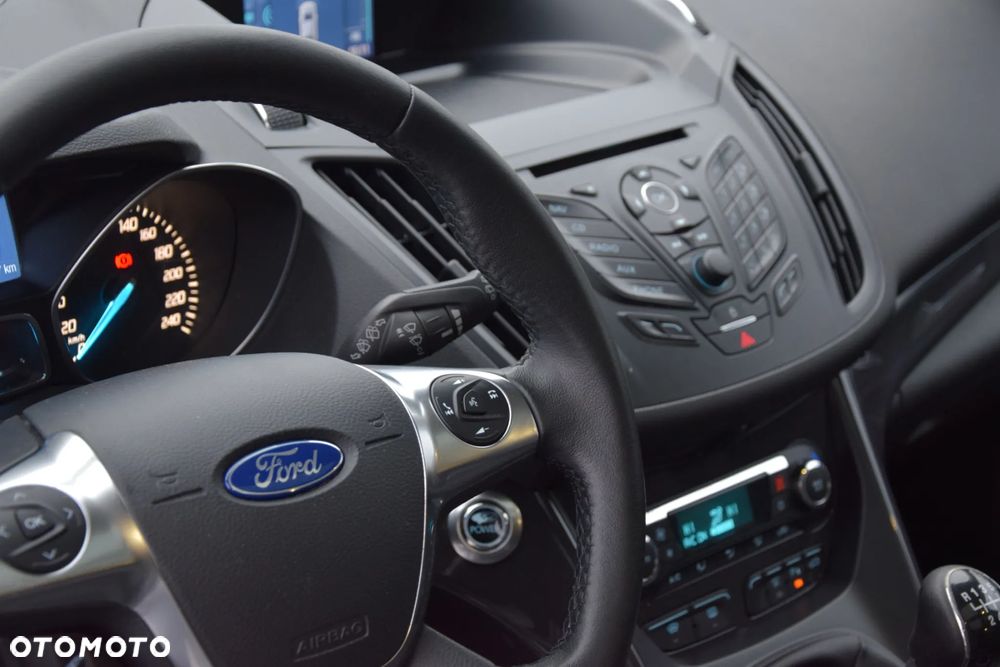 Ford Kuga 2.0 TDCi 4x4 Individual - 25